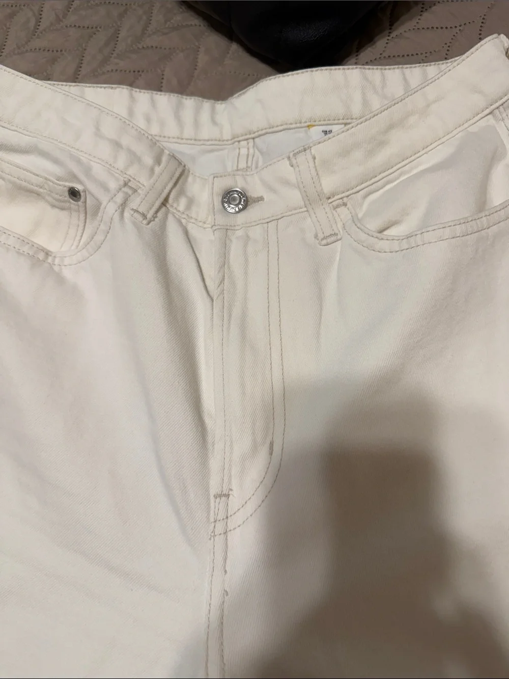 H&M BONE WHITE JEANS